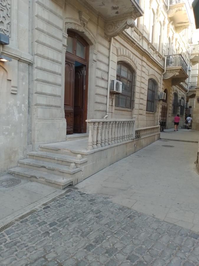 Delux Duplex Apartment In Old City Баку Екстериор снимка