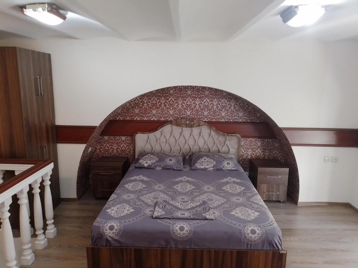 Delux Duplex Apartment In Old City Баку Екстериор снимка